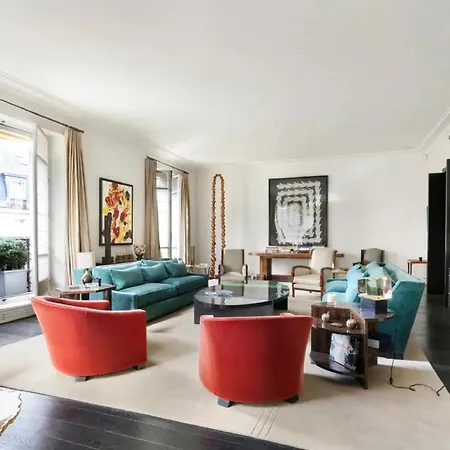 Exceptional Duplex Bathed In Sunshine