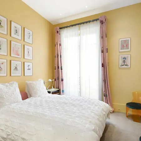 Exceptional Duplex Bathed In Sunshine París